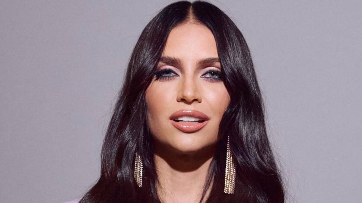 Zaira Nara deslumbró con un sofisticado look y encontró un divertido parecido a una princesa