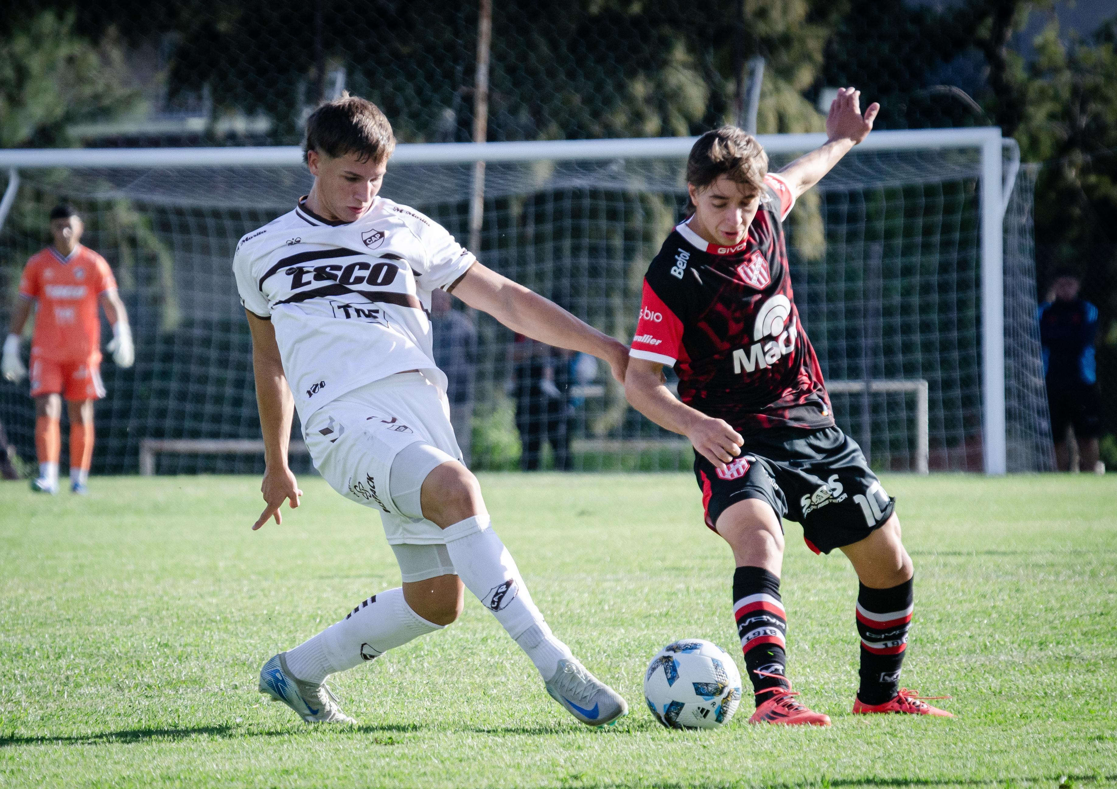 La reserva de Instituto ante Platense. (IACC).