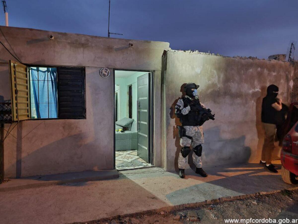 Drogas en Córdoba: un detenido con más de 500 dosis de cocaína y marihuana