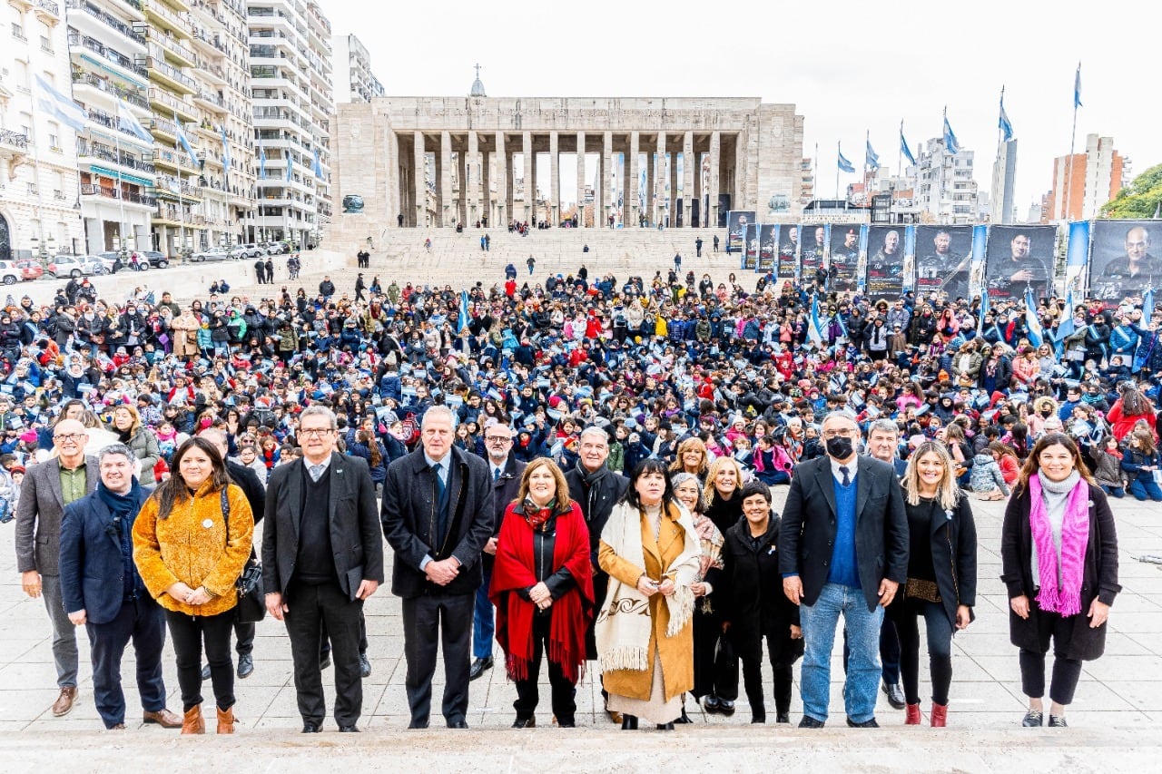 El Consejo Federal de Educación participó del acto de promesa de lealtad a la bandera.