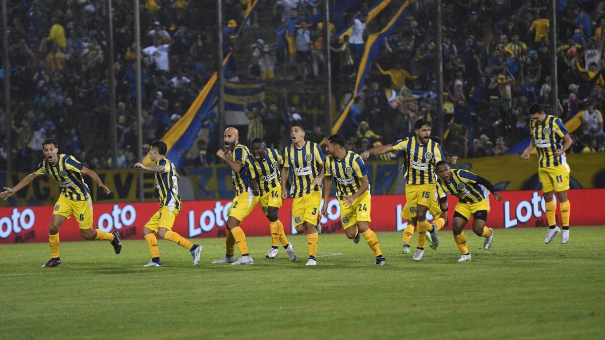 Rosario Central eliminó a Racing y enfrentará a River con el sueño de salir campeón