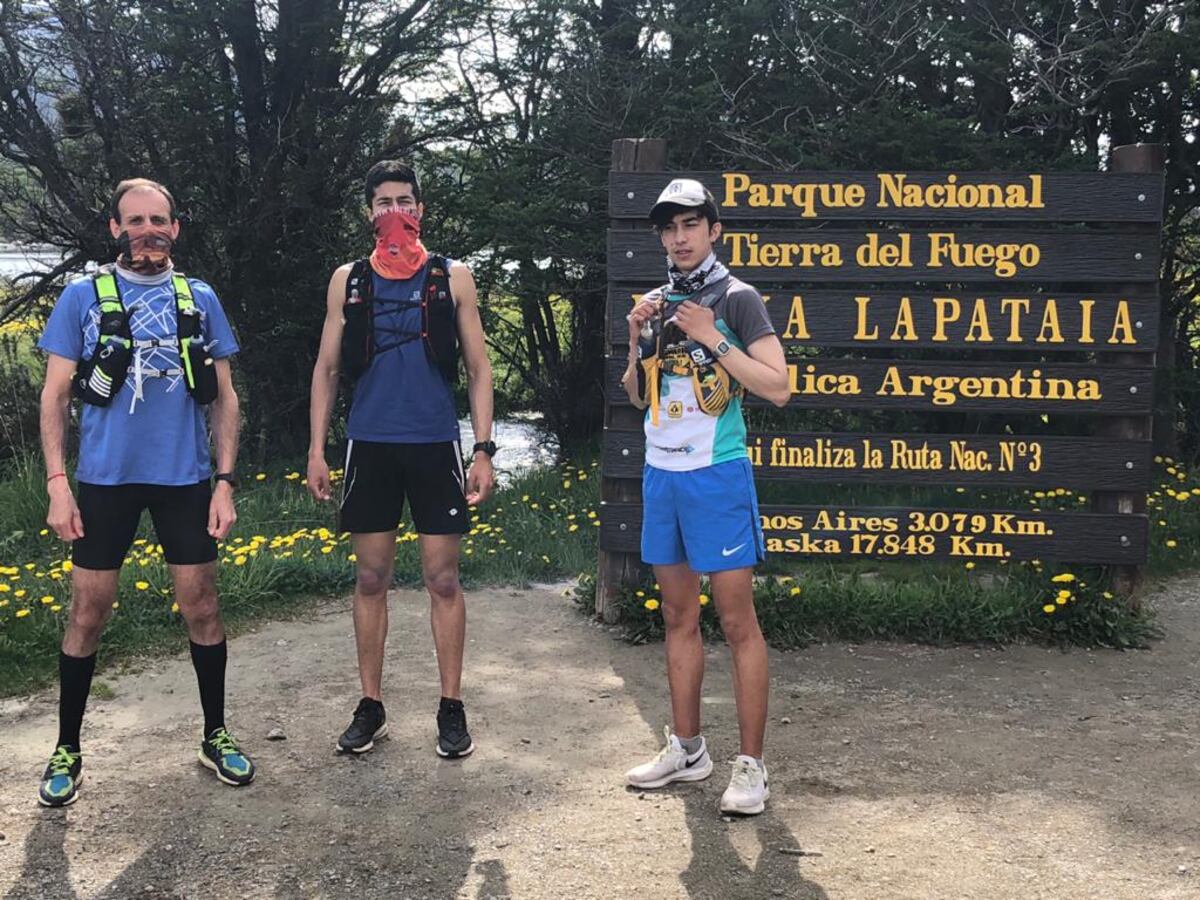 Solidaridad en tiempos de crisis: tres atletas fueguinos en una maratónica ayuda social