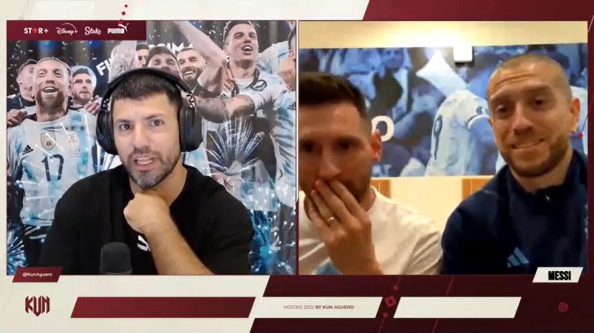 El Kun Agüero prendió el stream y aparecieron Leo Messi, el Papu Gómez y Rodrigo de Paul: risas, chistes y escenas de celos