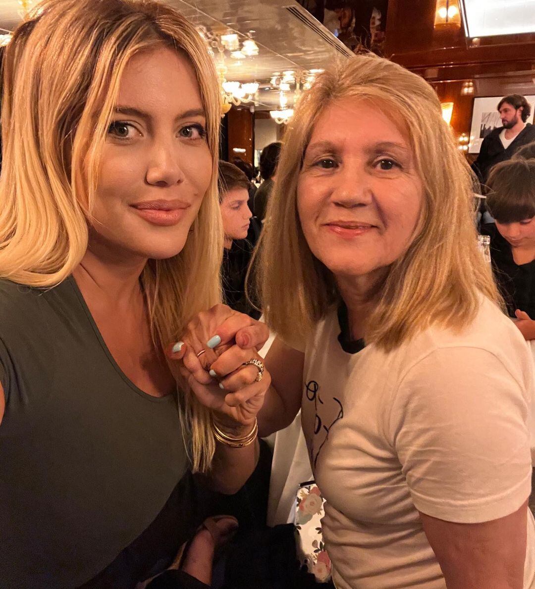 Wanda Nara con Celia, la mamá de Messi