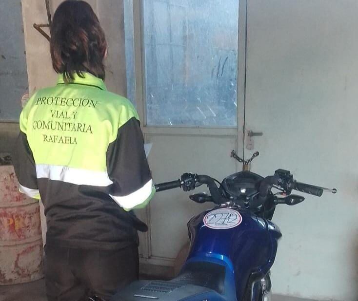 Manejaba una moto con 9 veces más alcohol de lo permitido