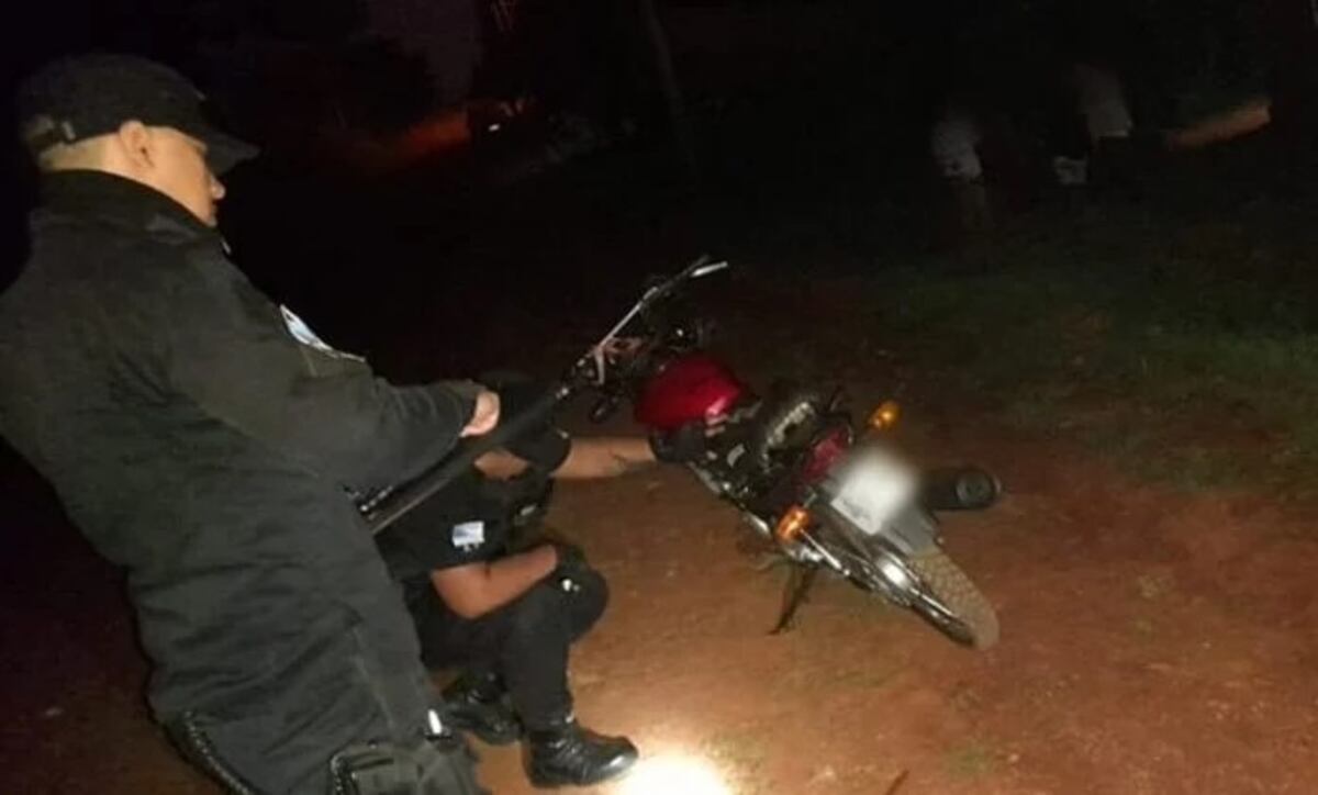 Guaraní: un motociclista fue encontrado sin vida tras un aparente siniestro vial