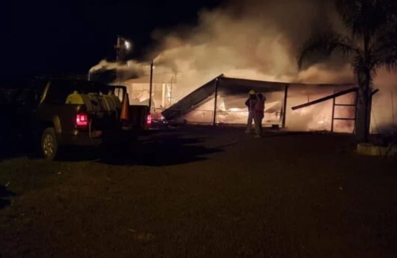 Campo Viera: foco ígneo arrasó con una vivienda.