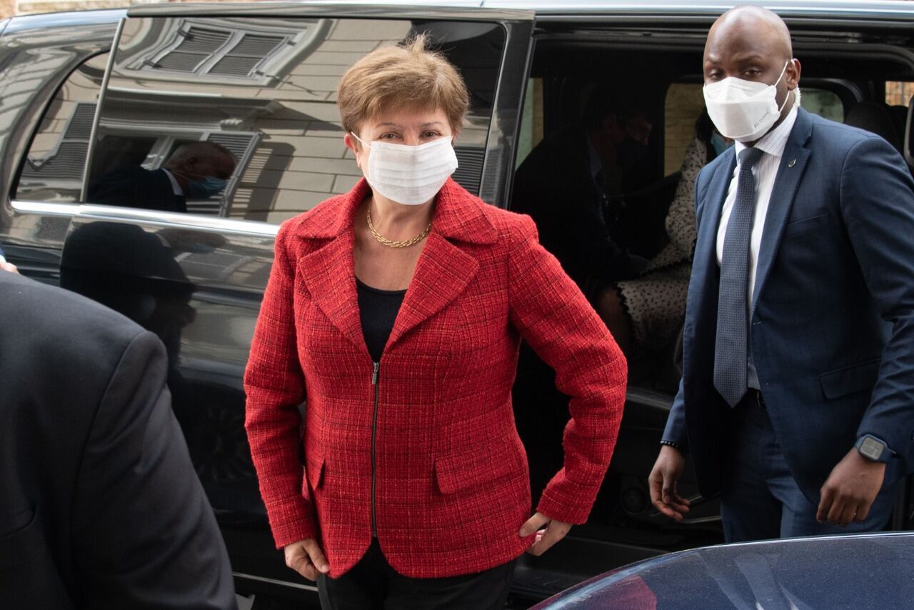 Kristalina Georgieva, directora general del Fondo Monetario Internacional (FMI), mantuvo una reunión presencial con el presidente Alberto Fernández en Roma, Italia.