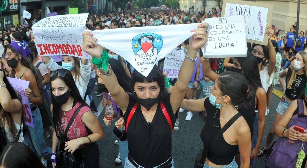 DÍA DE LA MUJER EN CÓRDOBA. La movilización por el 8M (Javier Ferreyra / La Voz).