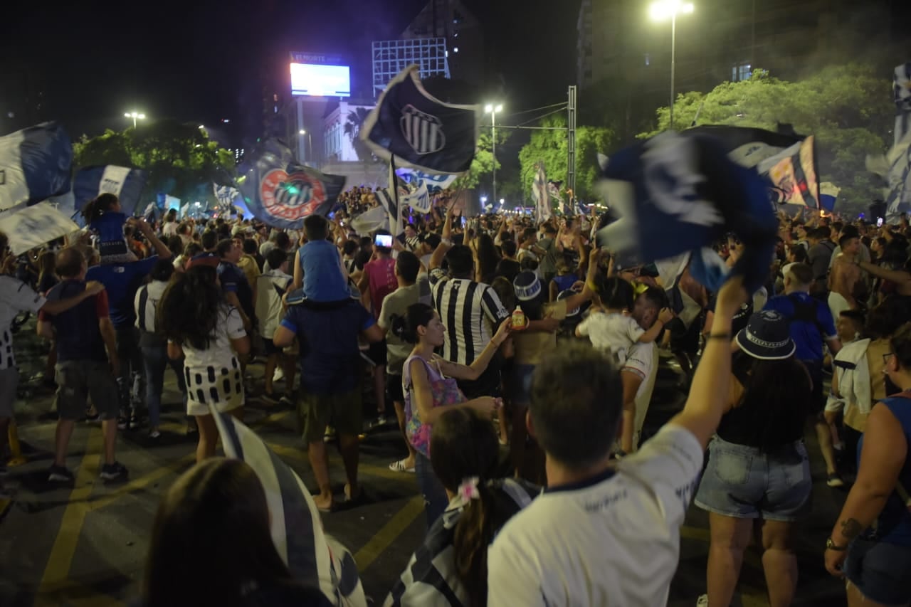 Festejos en Córdoba de los hinchas de Talleres (Javier Ferreyra/La Voz)