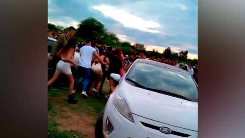 Un testigo registró el momento de violencia en Villa de Soto.