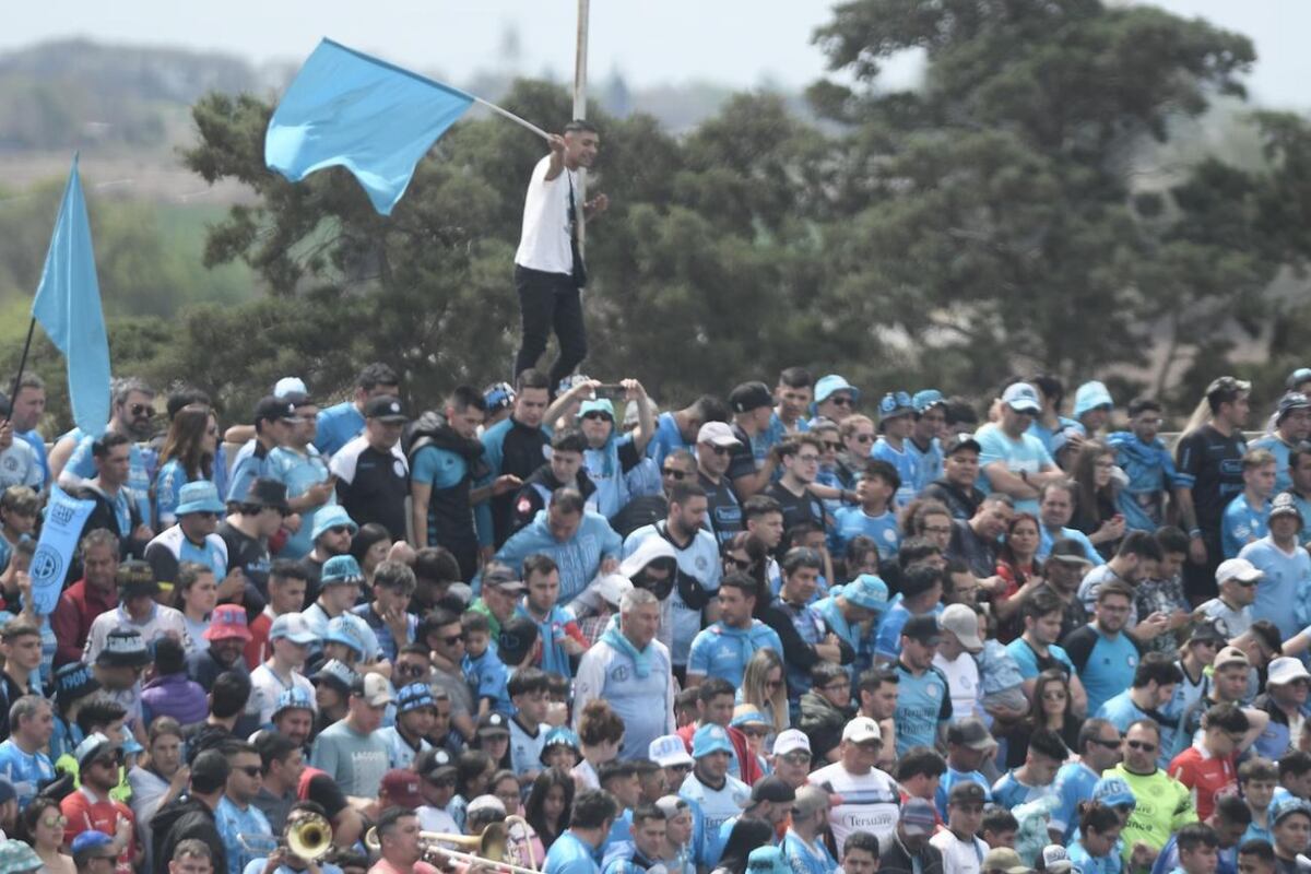 Belgrano es de primera división: el Valle de Punilla se vistió de fiesta celeste