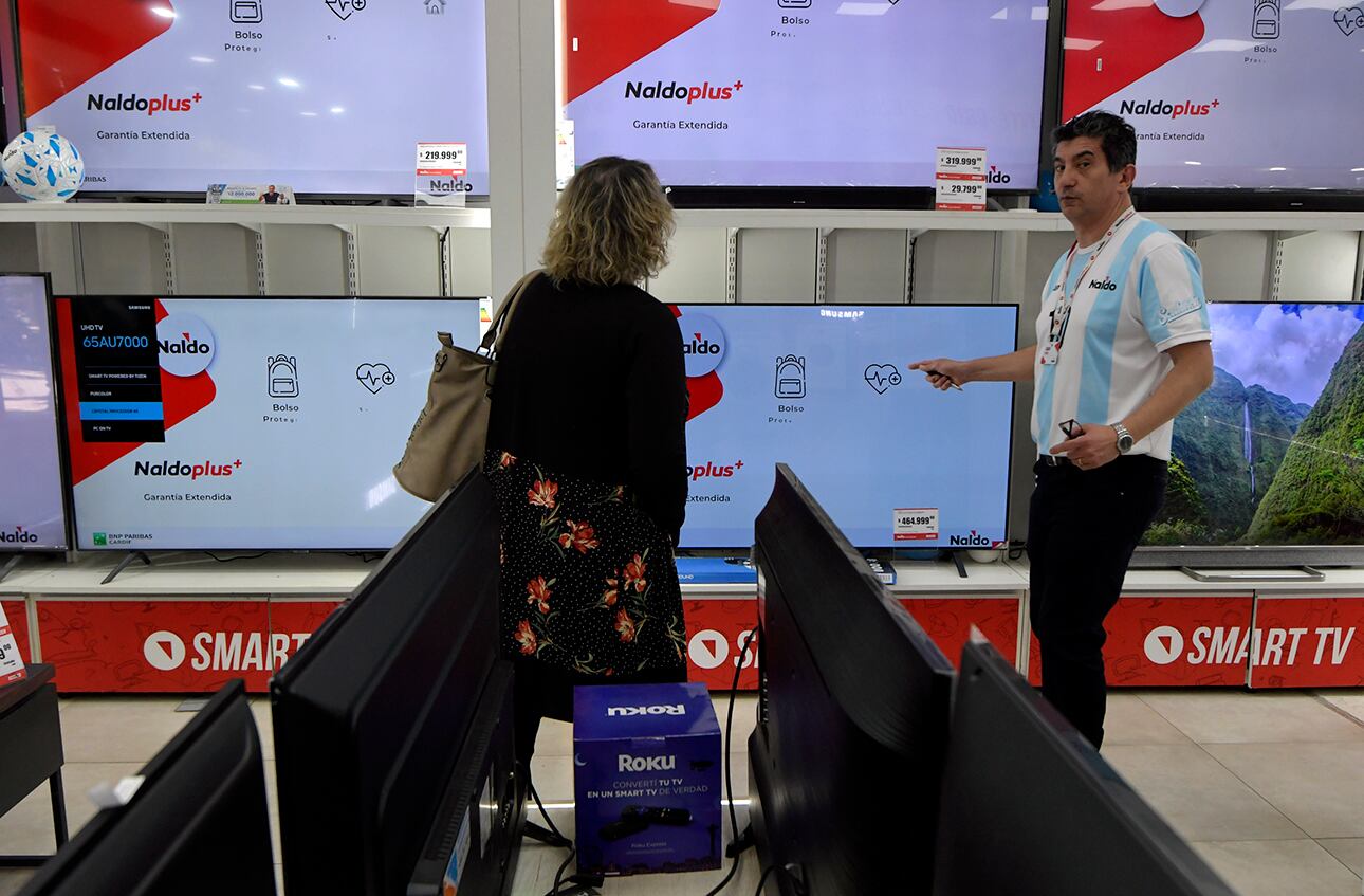 El plan para la financiación y compra de electrodomésticos en cuotas, Ahora 30 comenzó a regir este viernes. Foto: Orlando Pelichotti / Los Andes