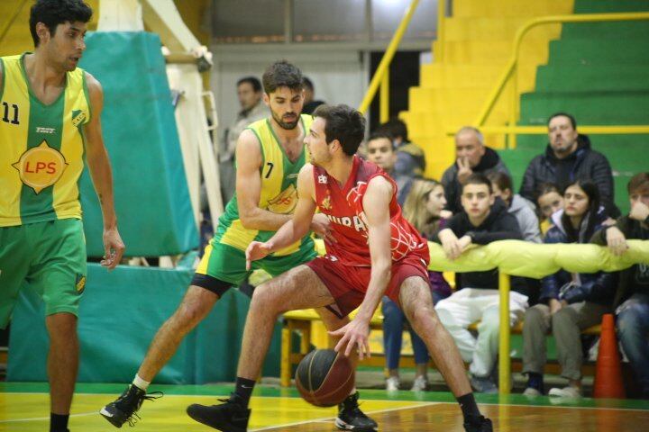 Argentino Jr, Huracán, Blanco y Negro y Sarmiento semifinalistas del Oficial de Básquet