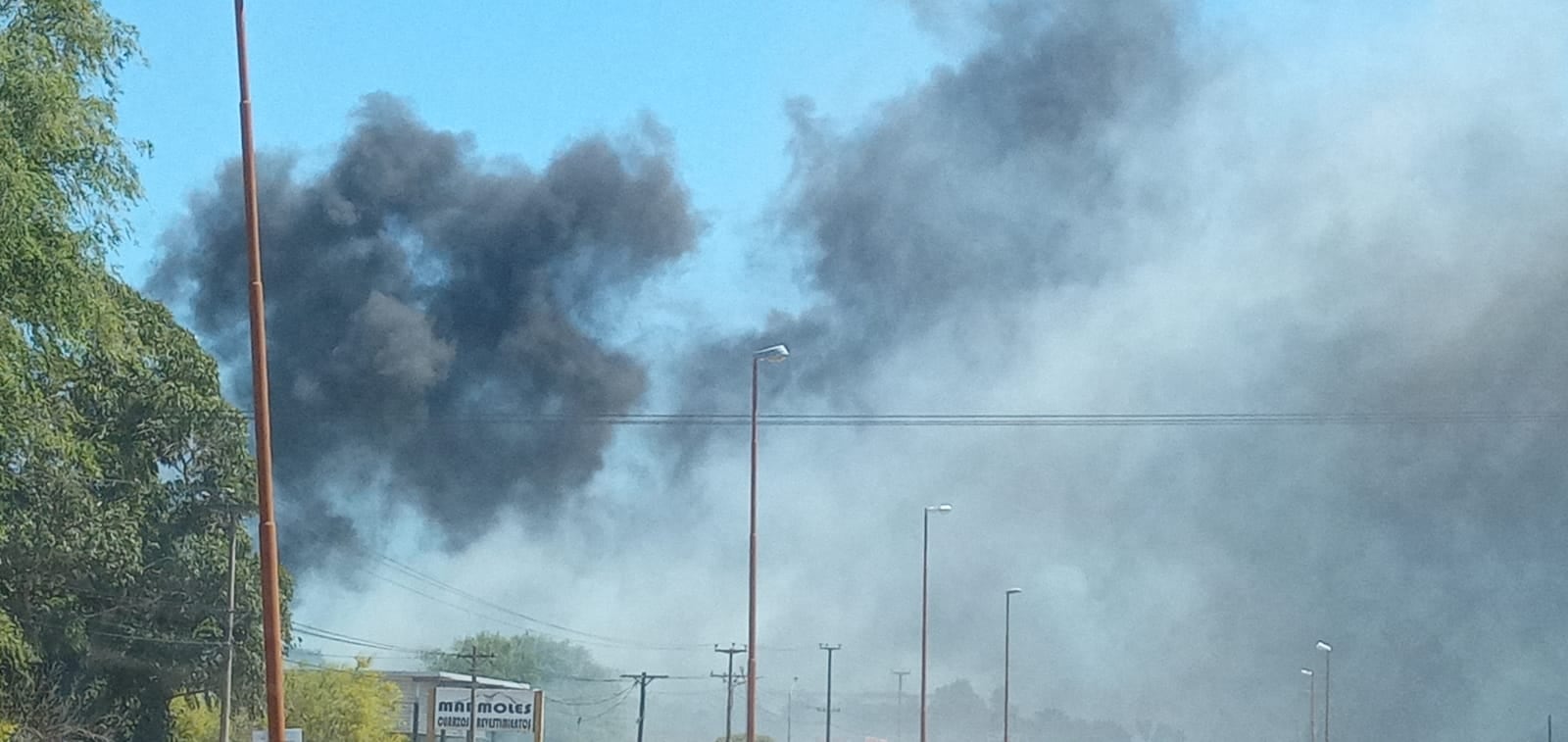 Incendio en una gomería en calle Chaco y Av. Caseros