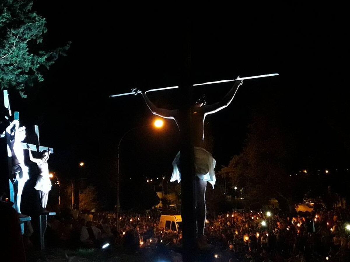Punta Alta: último ensayo del tradicional Vía Crucis viviente