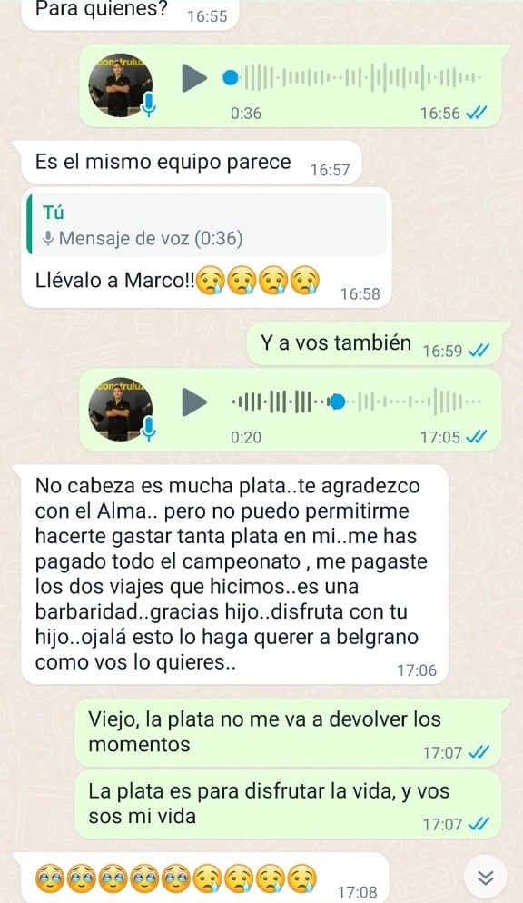 El conmovedor mensaje de dos hinchas celestes.