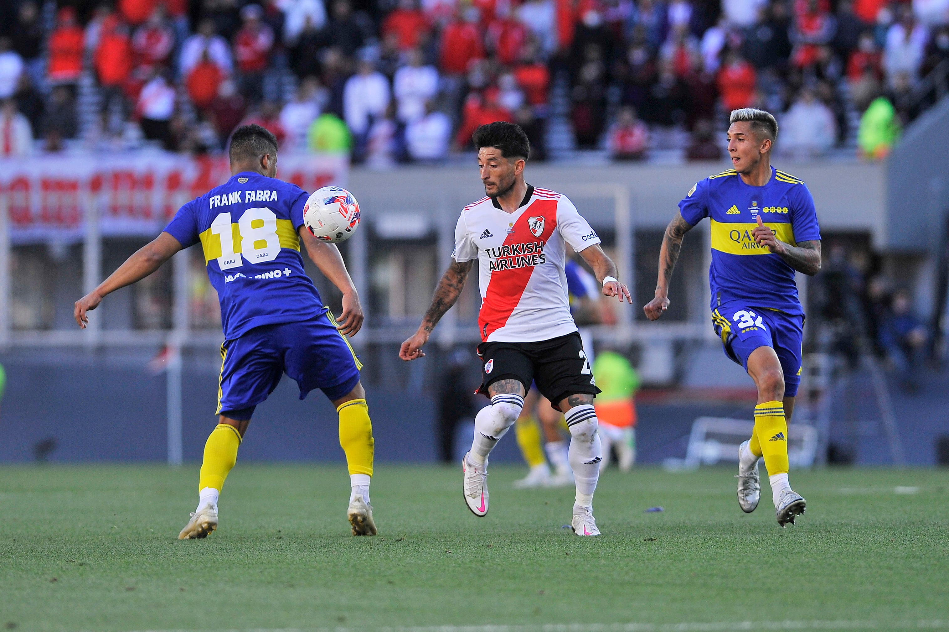 Uno de los partidos debe ser necesariamente de River o de Boca. Foto Clarin