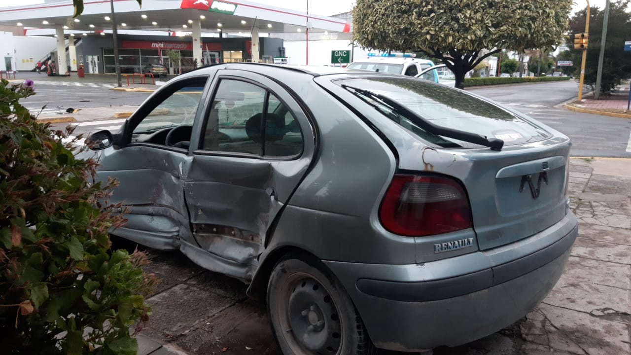 Fuerte choque en San Martín y Derqui