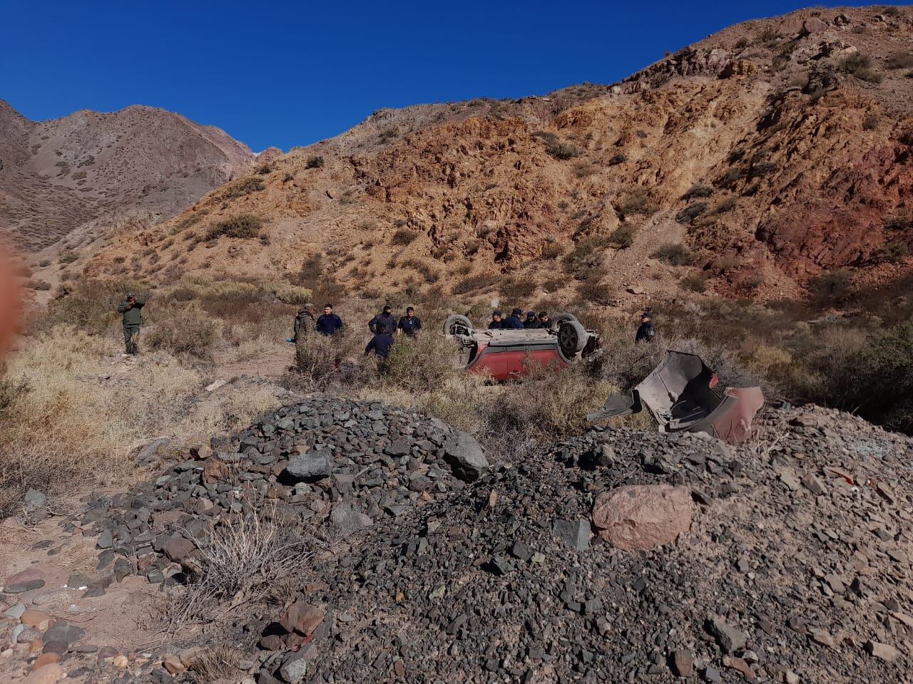 Un auto con turistas chilenos volcó en Uspallata y hubo heridos. Gentileza