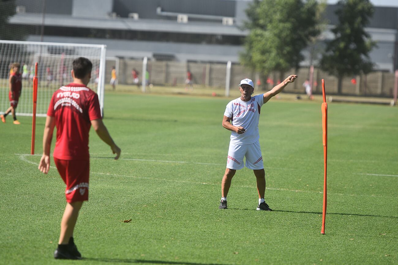 Entrenamiento Instituto
 (Pedro Castillo / La Voz)