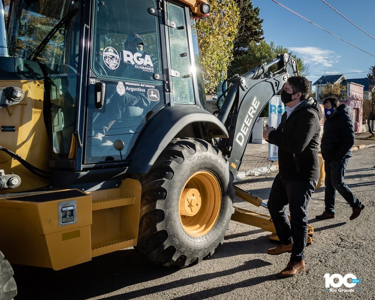 El Intendente de Río Grande presentó la nueva maquinaria adquirida