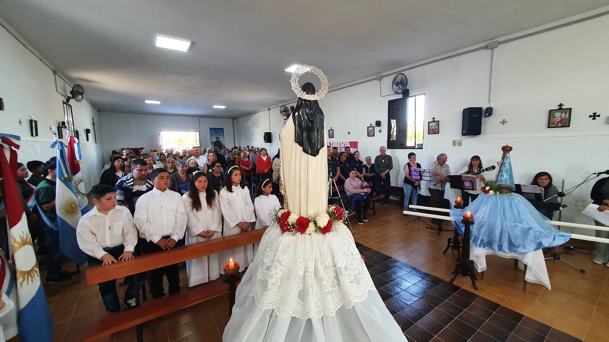 Misa y procesión Virgen Santa Teresita en El Fuertecito