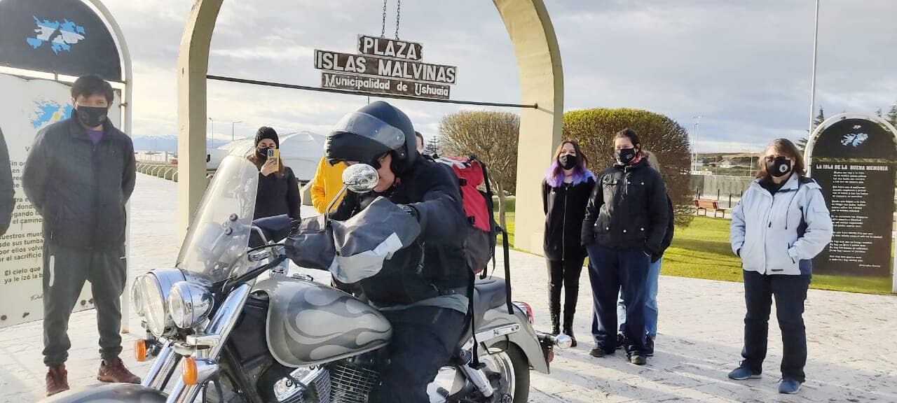 Lunes 11 de octubre, momento en el que, el VGM Juan Vera, partía rumbo al Norte.