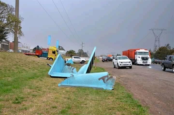 Así fueron los destrozos ocasionados por el viento en Tandil.