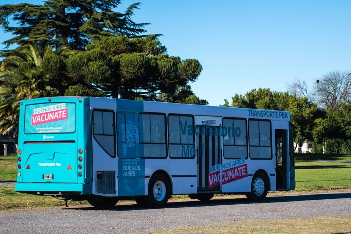 El vacunatorio móvil recorrerá diferentes barrios de Azul