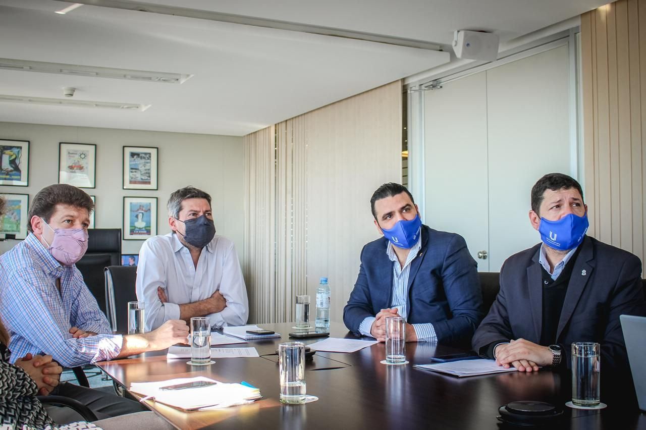 El secretario de Turismo del Municipio David Ferreyra participó, junto al intendente Vuoto y al gobernador Melella, de la reunión donde se anunció la temporada de cruceros 2021-2022