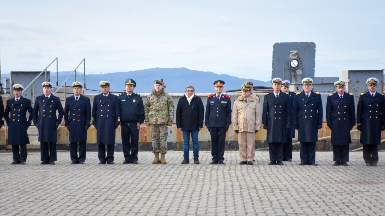 Conmemoración del 50° aniversario de la creación de la Agrupación Lanchas Rápidas