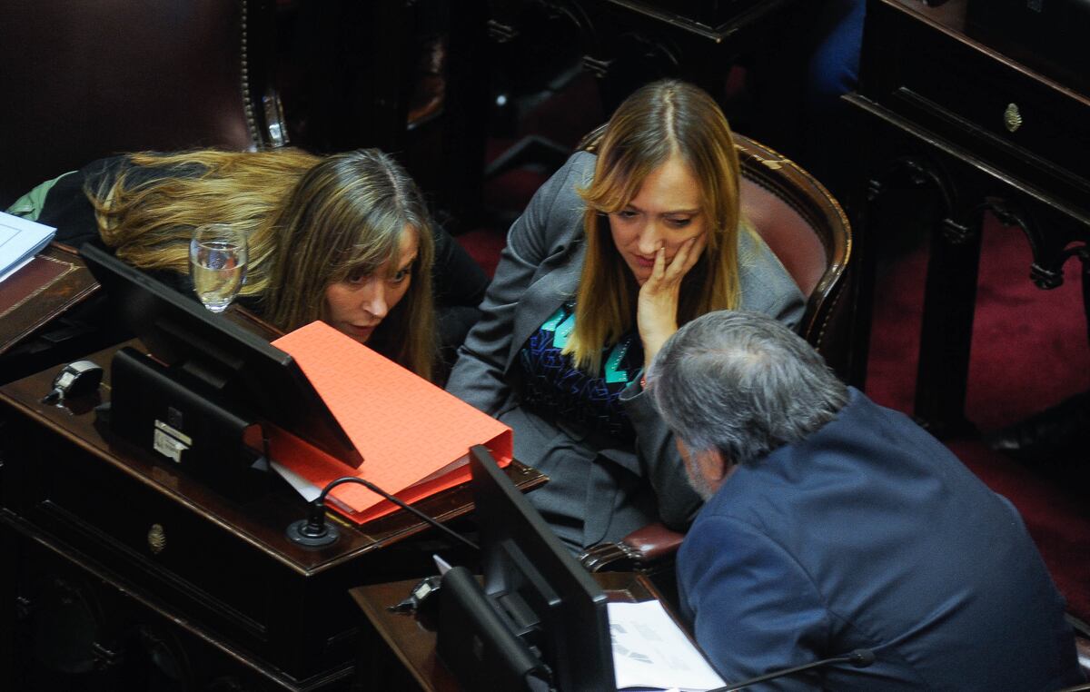 El kirchnerismo buscará expulsar a Kueider del Senado el próximo jueves, sin el quórum asegurado
