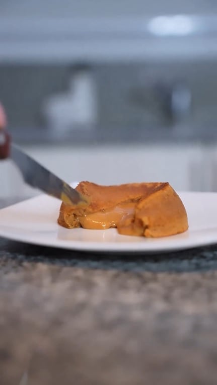 El postre bomba de Sol Pérez con dulce de leche cuando quiere darse un gustito