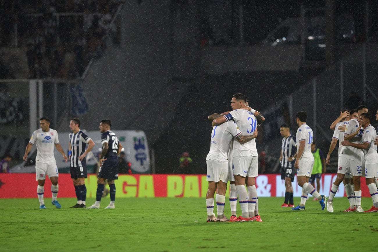 Talleres perdió contra Tigre 2 a 1 en el Estadio Kempes.  (Nicolás Bravo / La Voz)