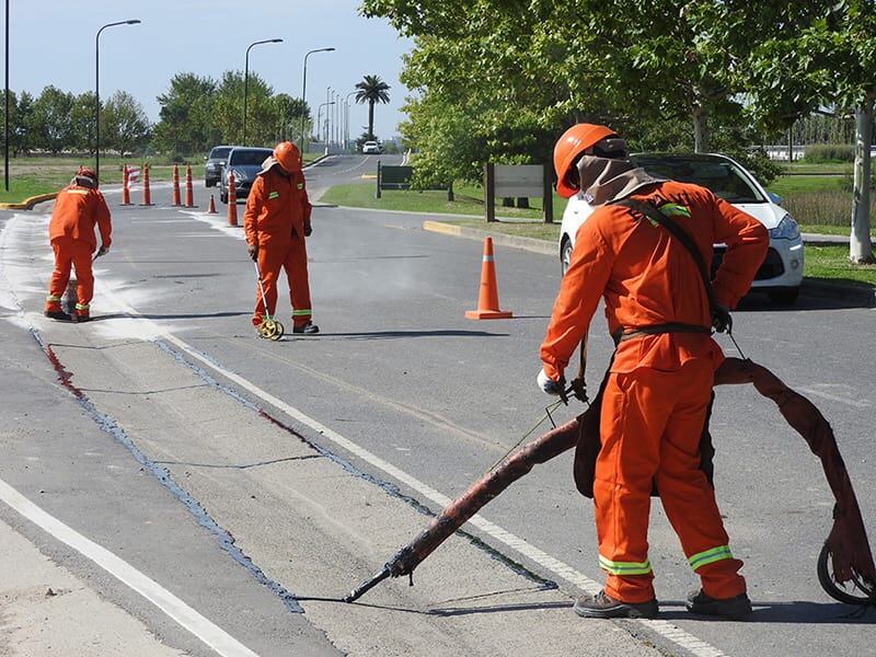 Sellados de fisuras en pavimentos