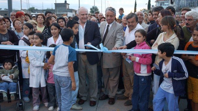 Inauguración de la obra definitiva del Boulevar Segui, donde participó el Intendente de Rosario Miguel Lifschitz. Foto: La Capital. 