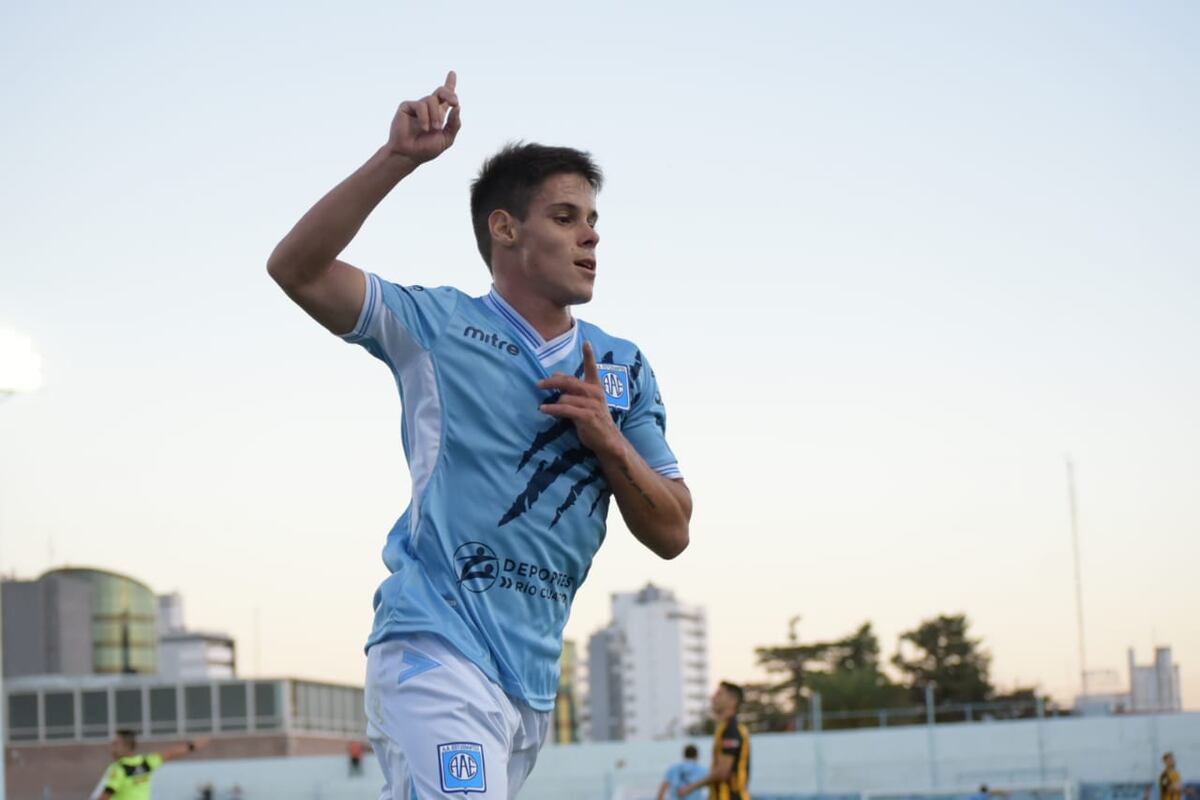 Estudiantes recupera terreno y le ganó a Mitre
