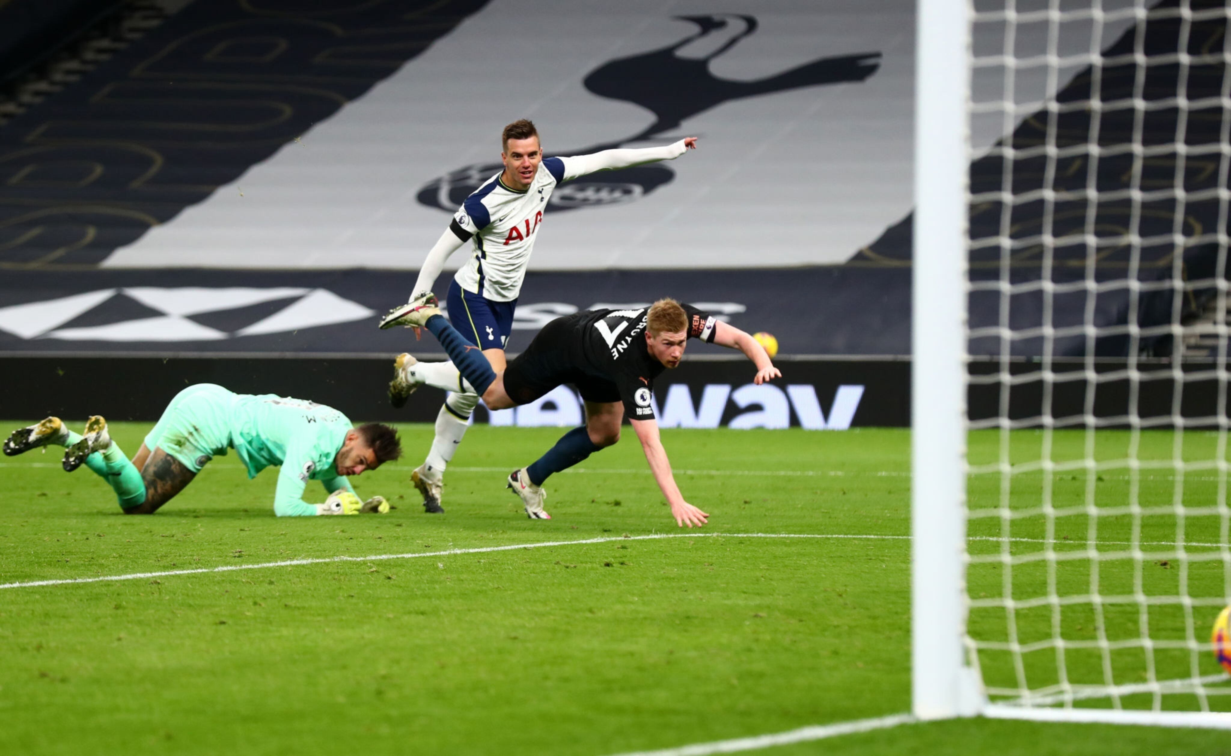 El volante de la Selección Argentino, Lo Celso, en un partido con el Tottenham. / Gentileza.