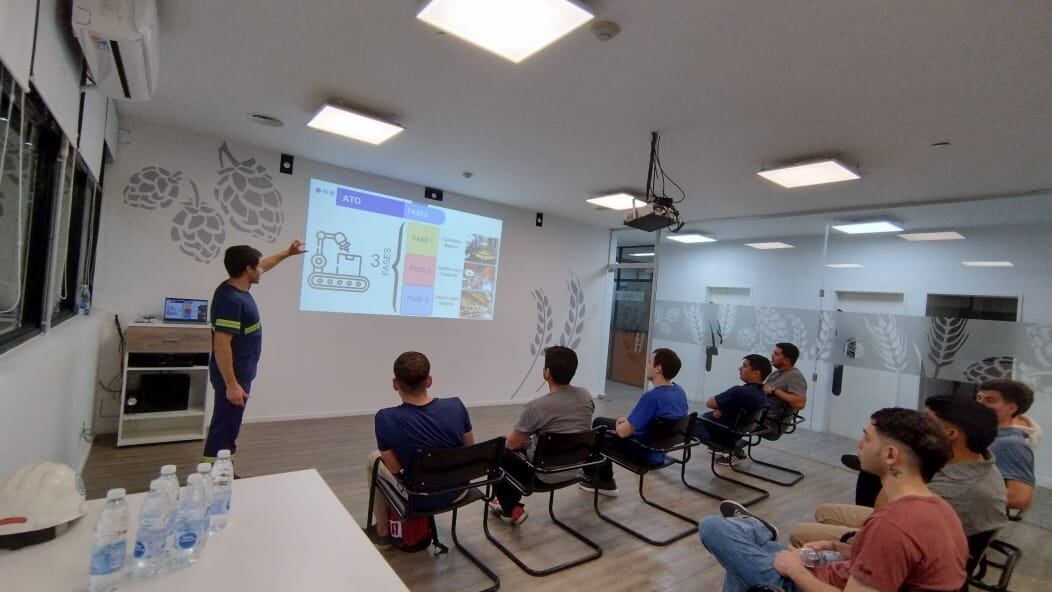 Alumnos de la Tecnicatura en Mantenimiento Industrial visitaron la Planta de Maltería Quimes