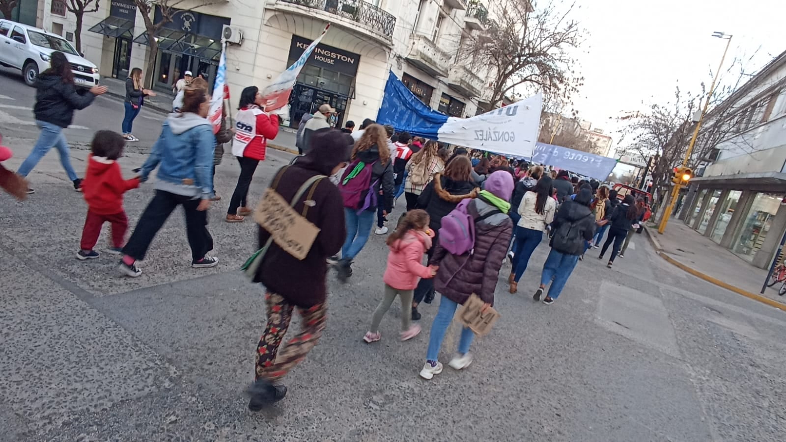 Marcharon en Tres Arroyos por el caso Daiana Abregú