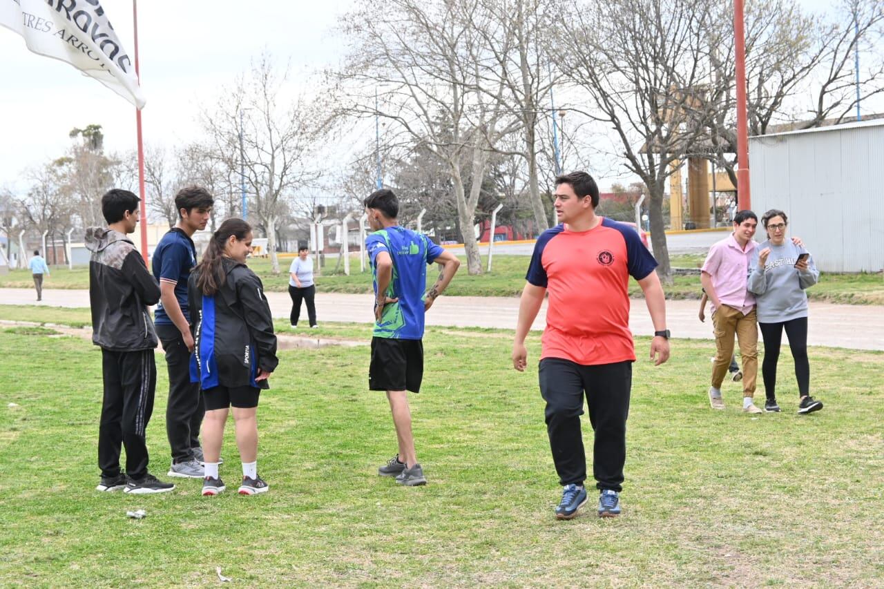 Juegos Bonaerenses Adaptados: el atletismo tuvo su etapa regional en el Polideportivo Municipal