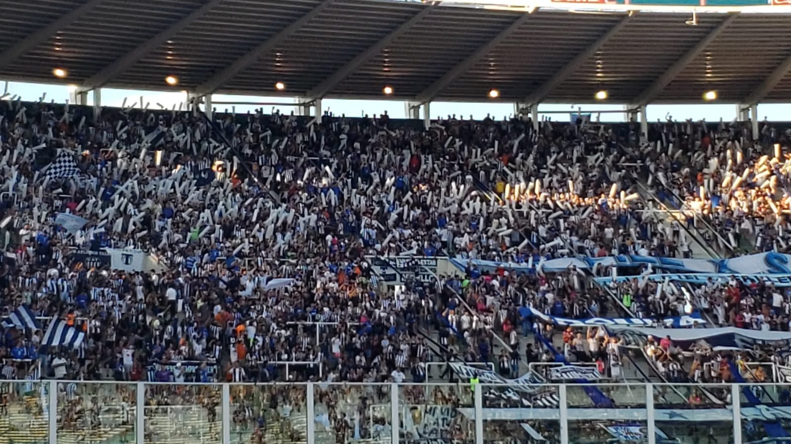 Talleres recibió a Newell's en el estadio Mario Kempes por la cuarta fecha de la Copa de la Liga Profesional. (Fotografías de Javier Ferreyra)