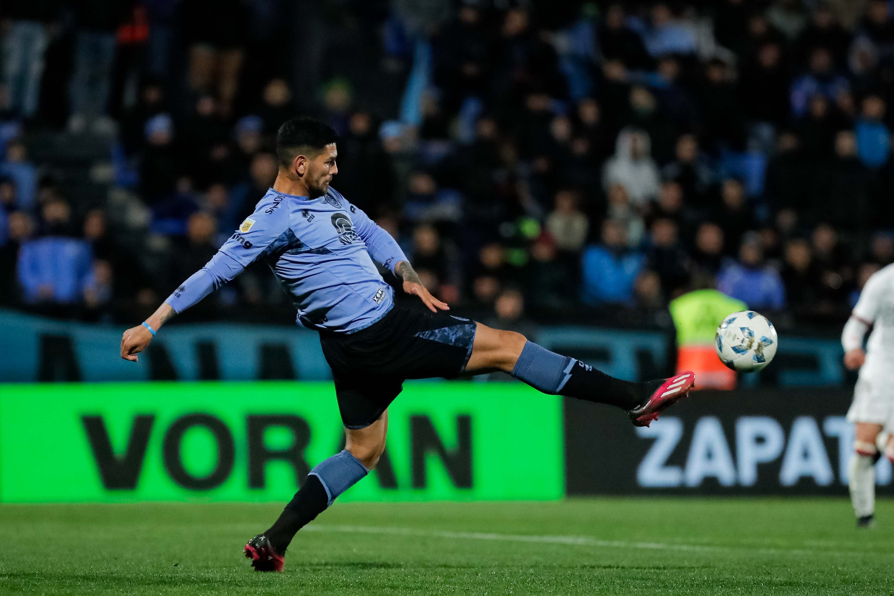 Lucas Passerini, goleador de Belgrano, no tuvo un buen partido ante Newell's