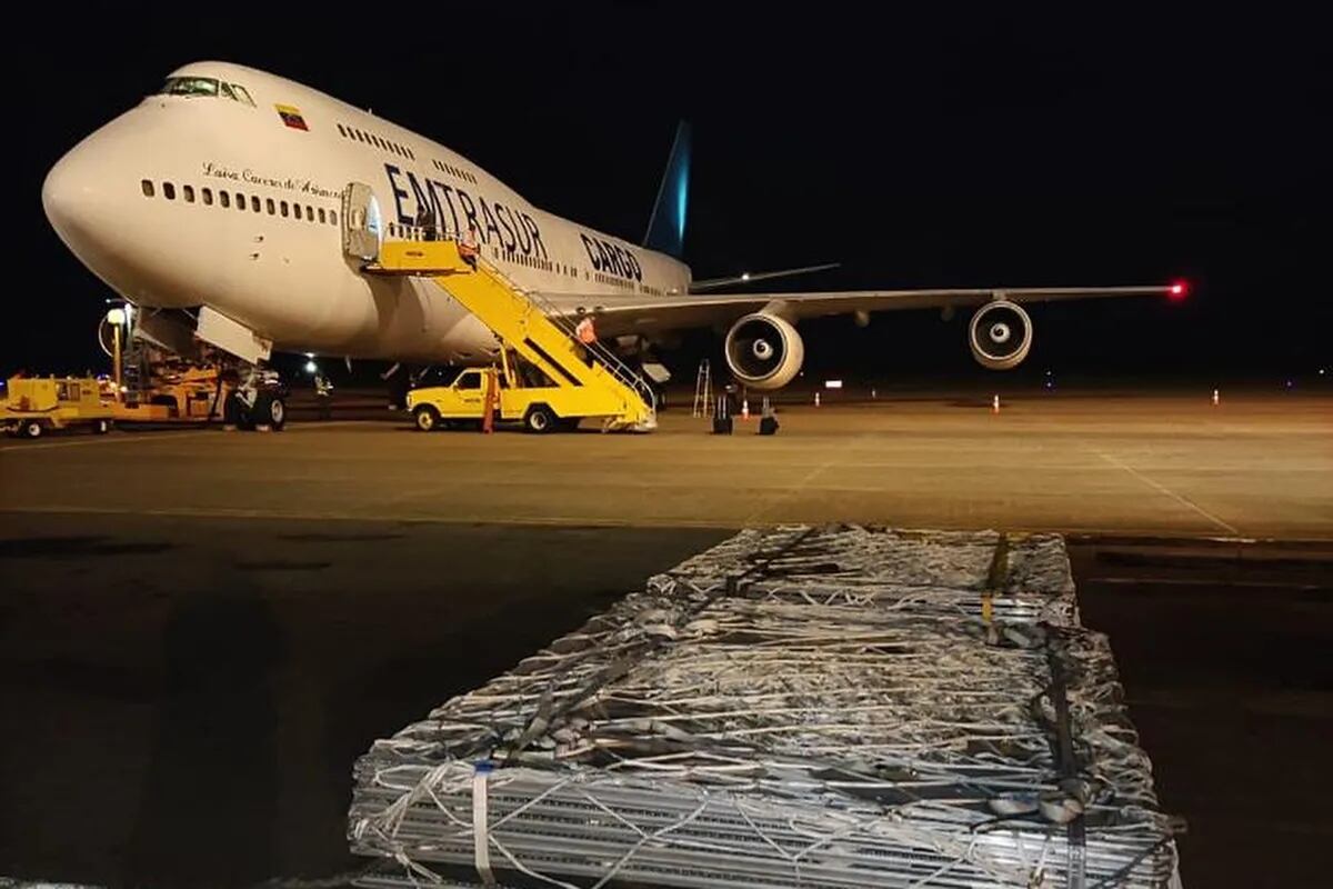 El Boeing 747 de Emtrasur que está retenido en Ezeiza.