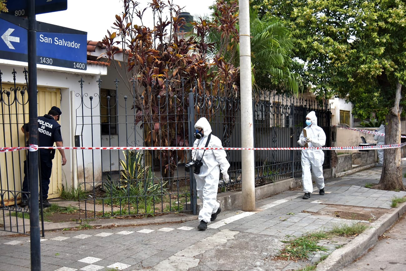 Femicidio en barrio General Bustos de la ciudad de Córdoba. (Ramiro Pereyra / La Voz)