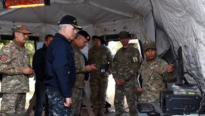 Realizan en Puerto Belgrano ejercicios de resguardo de la población ante desastres naturales