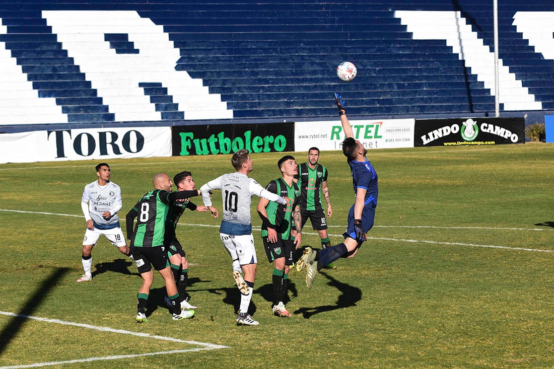 Mendoza 17 de julio de 2021 Deportes 
Independiente Rivadavia vs San Martin de San Juan

Foto: Mariana Villa / Los Andes 