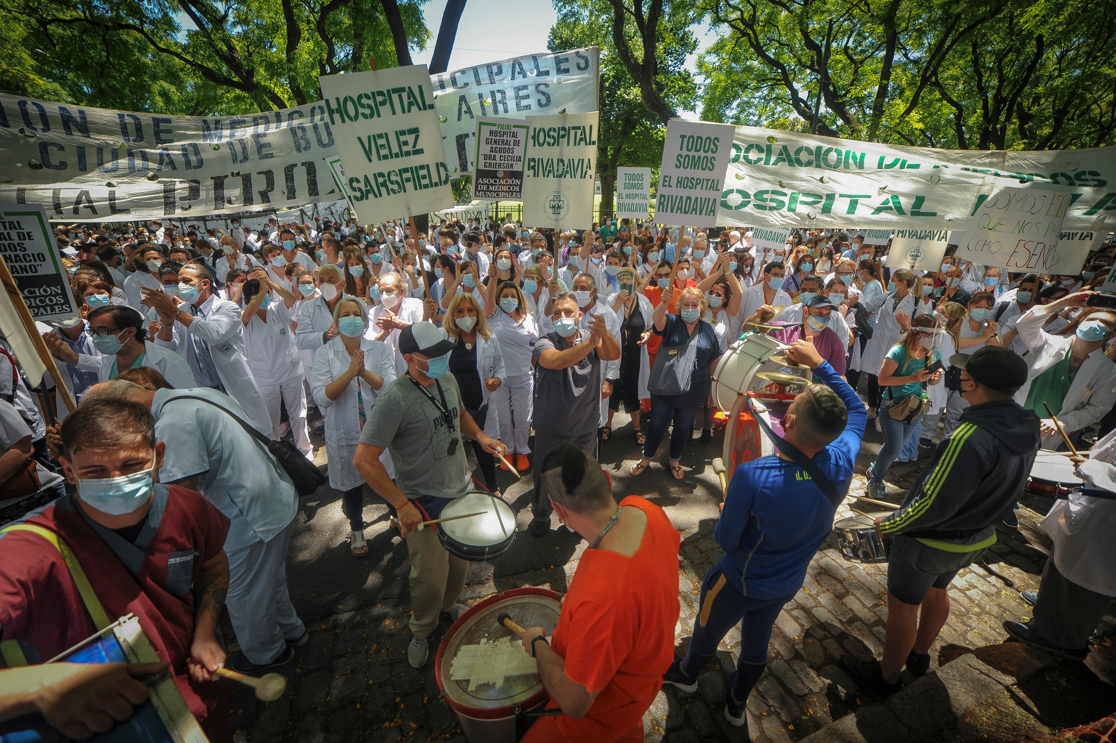 Marcha médicos municipales en la ciudad de Buenos Aires Foto Federico Lopez Claro