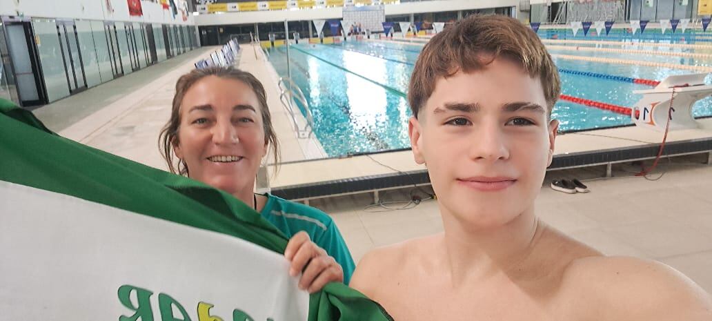 Fabricio Grumelli y Paola Beigveder natación Arroyito